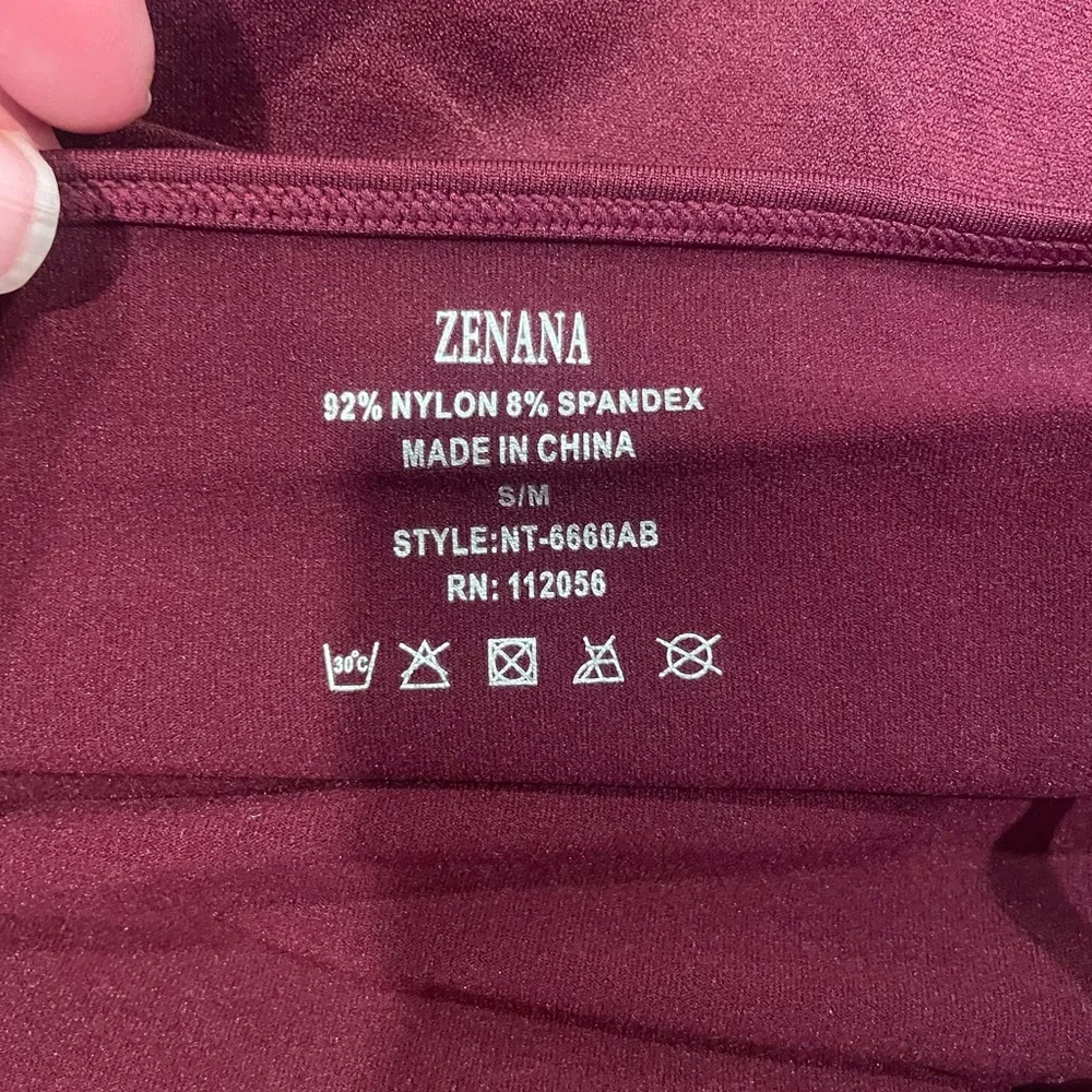 Zenana dark burgundy crisscross tank - Picture 2 of 2